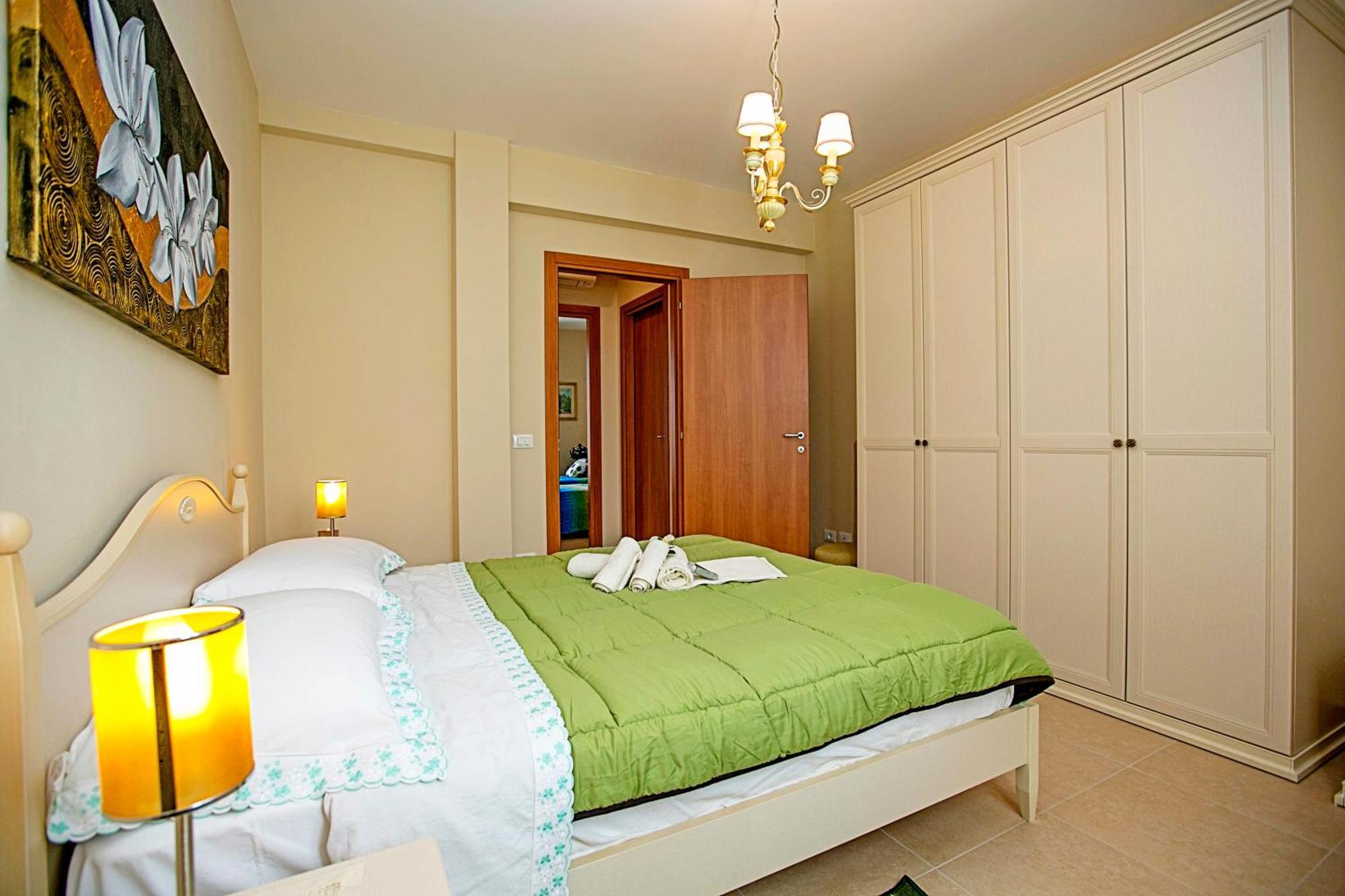 Villa Mimosa - Appartamento 2 - Happy Rentals Desenzano del Garda Exterior photo